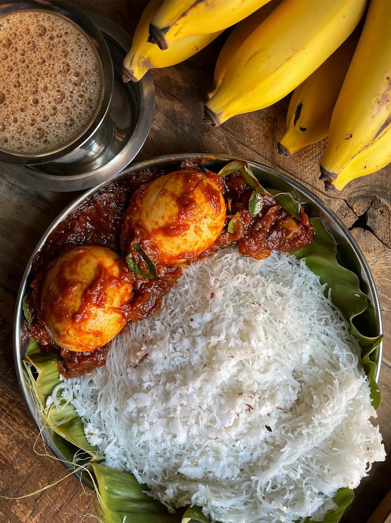 Idiyappam & Egg Curry